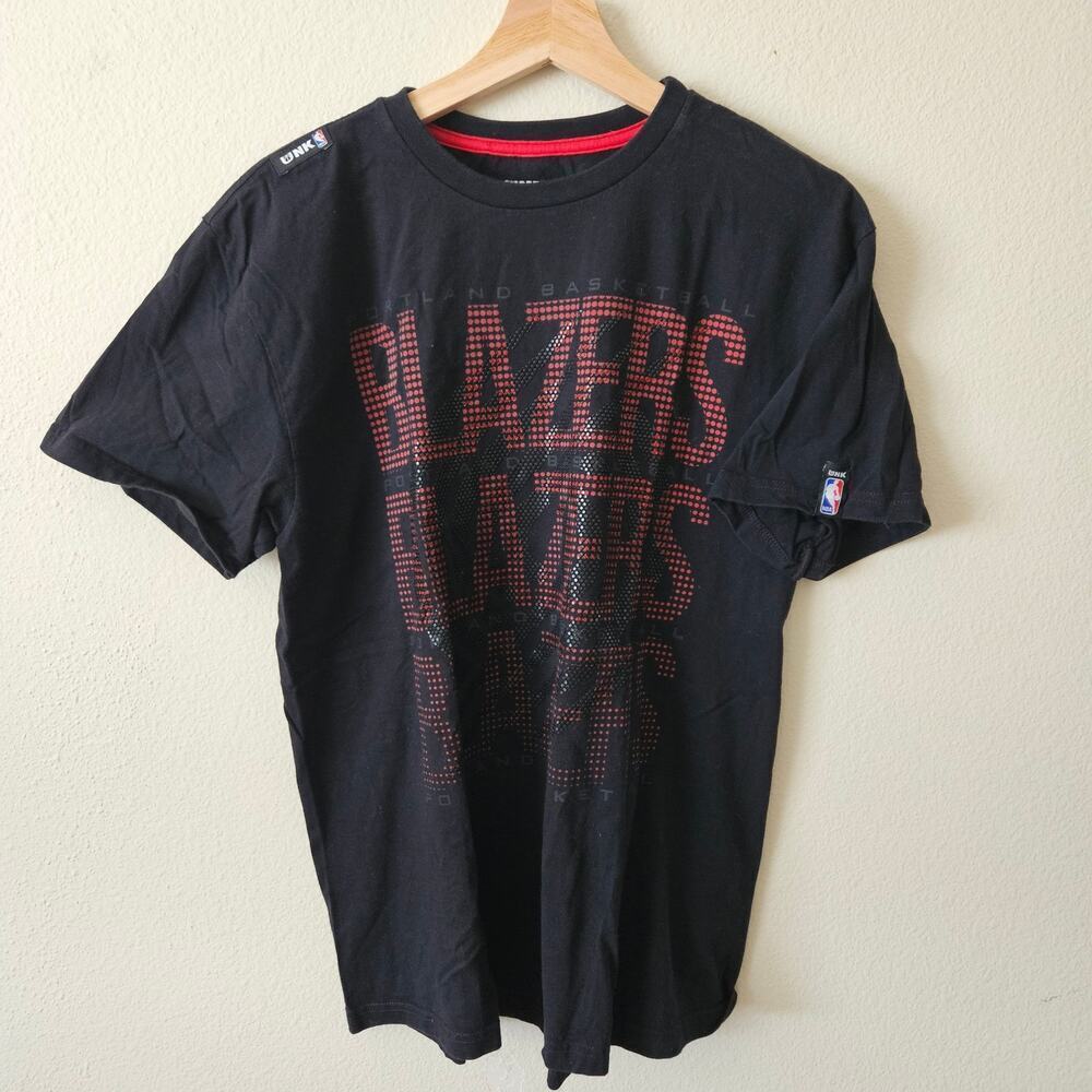 UNK NBA Portland Trailblazers Tshirt Medium